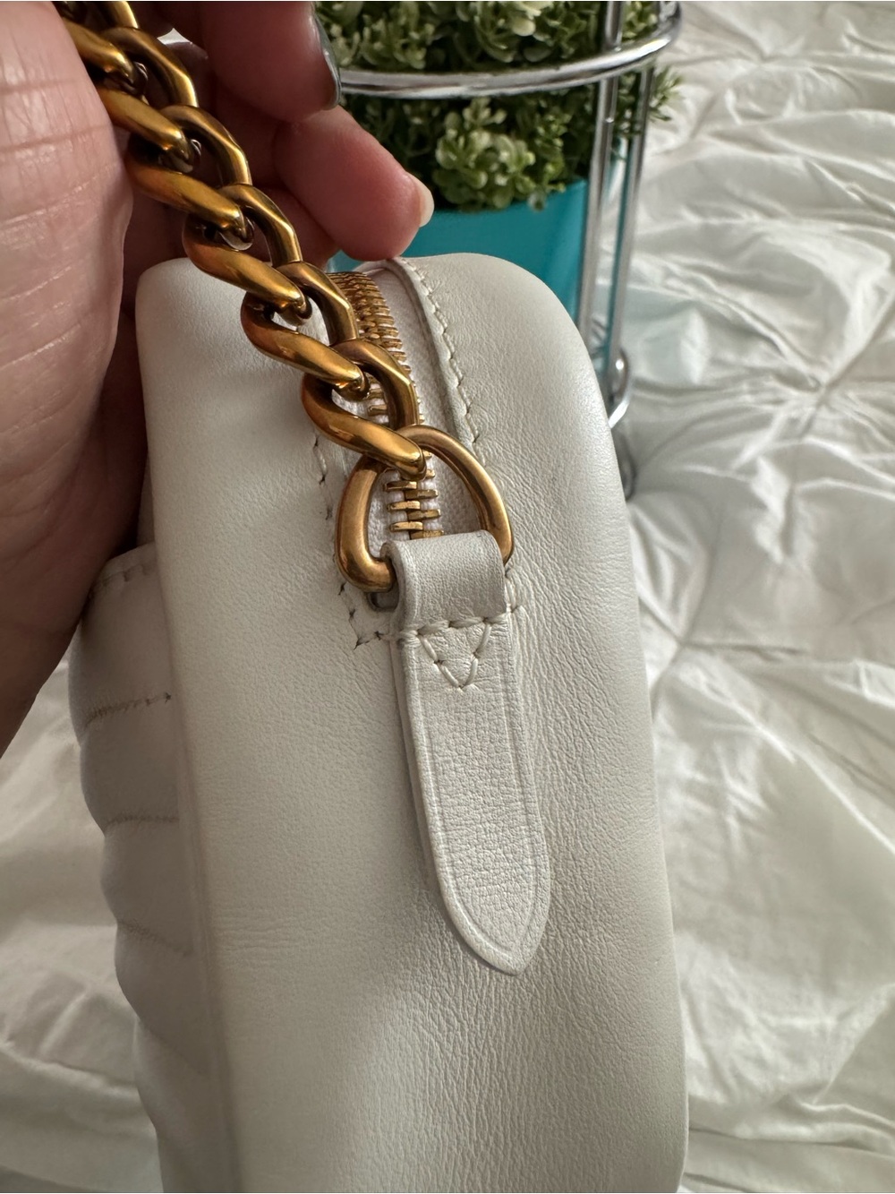 Louis Vuitton LV Wave White Quilted Crossbody with Gold LV Accent - Picture 9 of 11